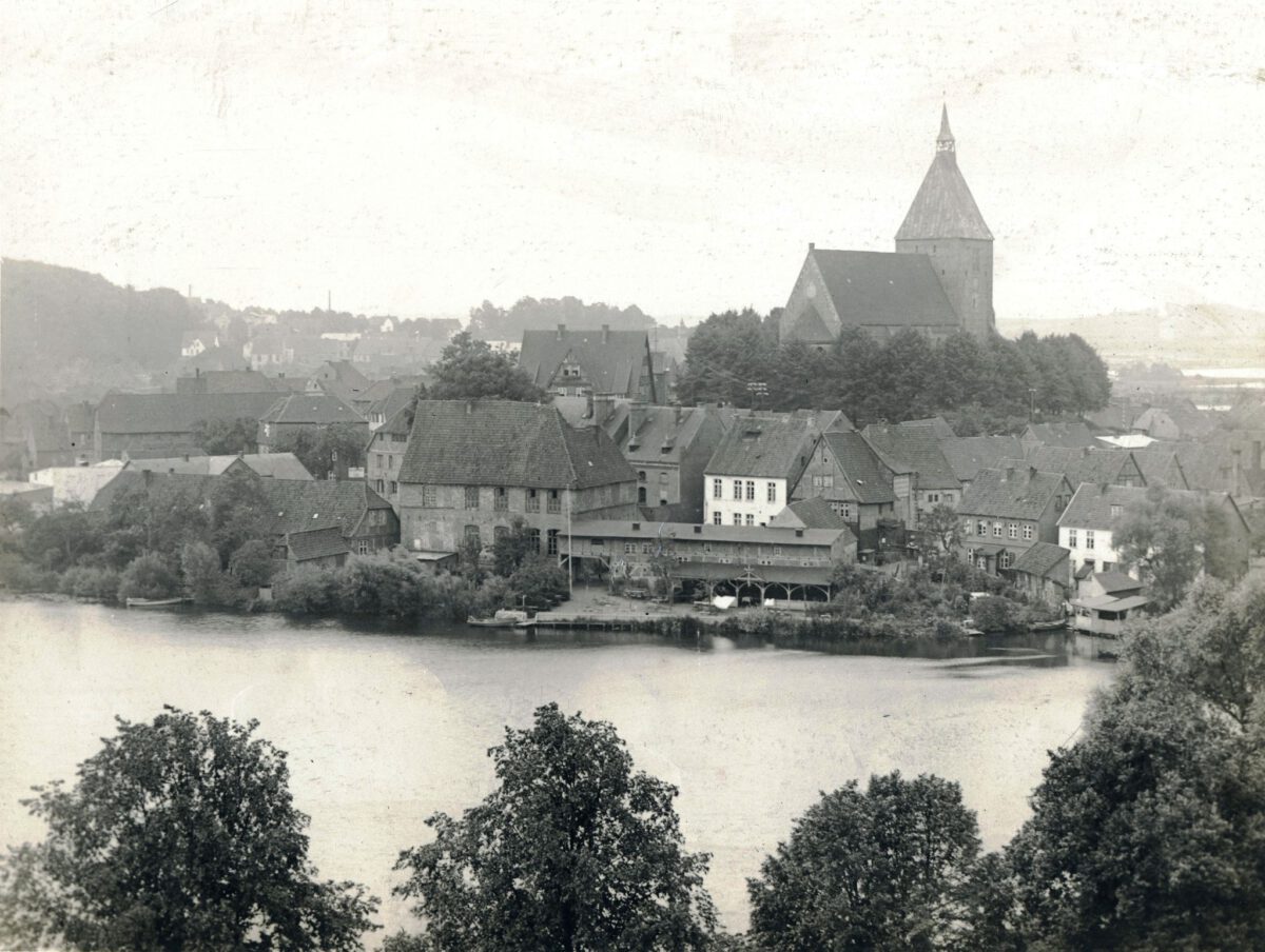 vom Heidberg, Seepavillon, Stadthauptmannshof, scharfes Foto